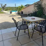 게스트하우스 A Tous Vents La Roche-Chalais